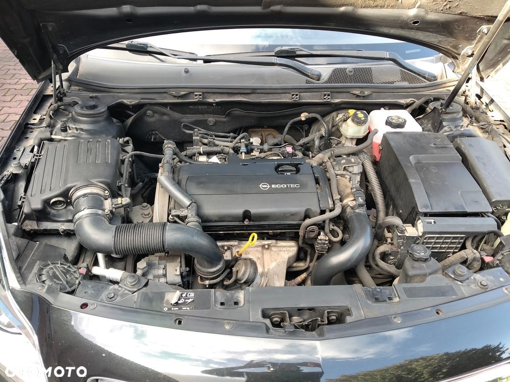 Opel Insignia 1.6 T Cosmo - 22