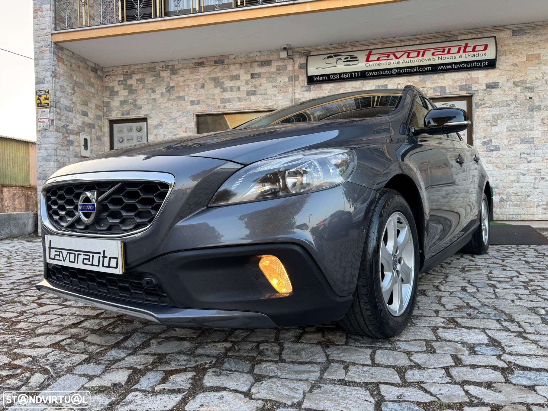 Volvo V40 Cross Country 1.6 D2 Momentum - 20