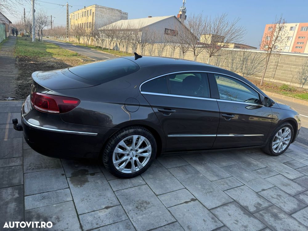 Volkswagen Passat CC - 1