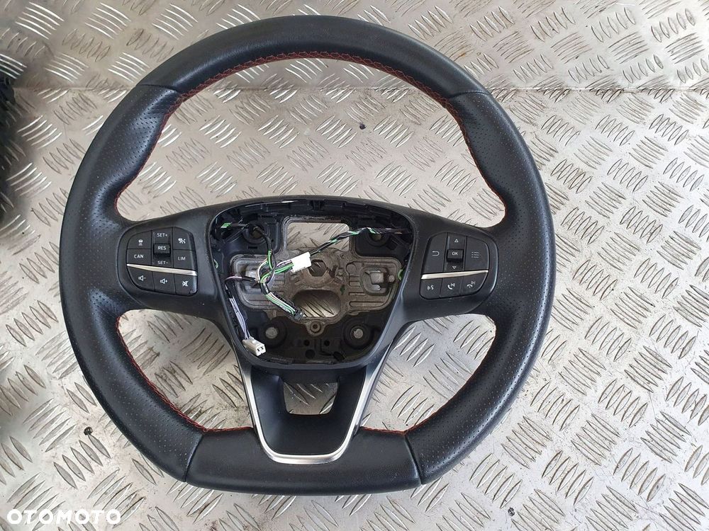 Focus MK4 18-23 kierownica skórzana ST-Line - 1