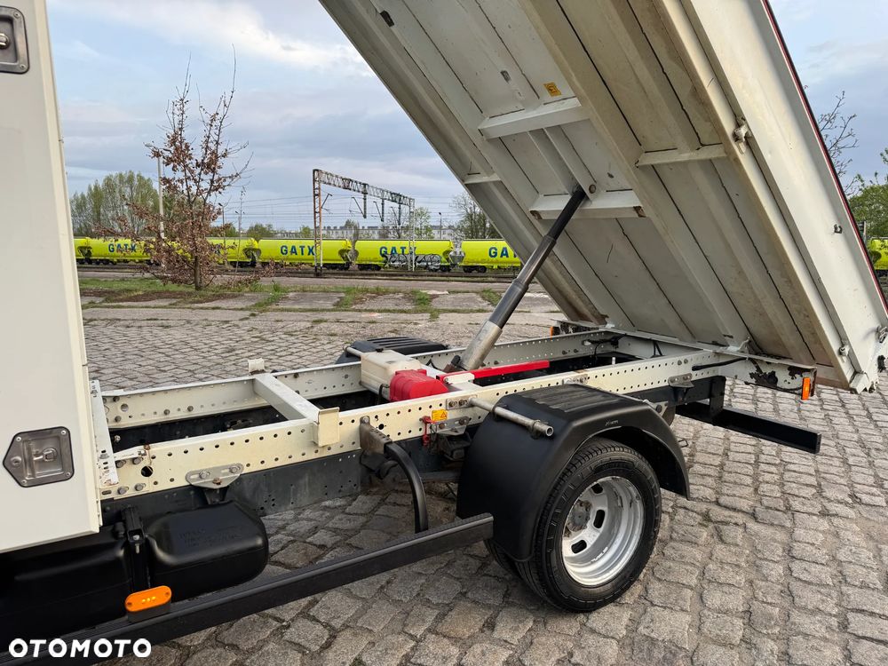 Iveco Daily 35C15 3.0 HPI 150 KM Wywrotka - 8