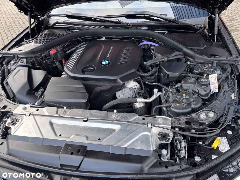 BMW Seria 3 320d xDrive M Sport Shadow sport - 36