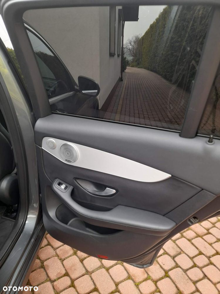 Mercedes-Benz GLC 300 4-Matic - 15