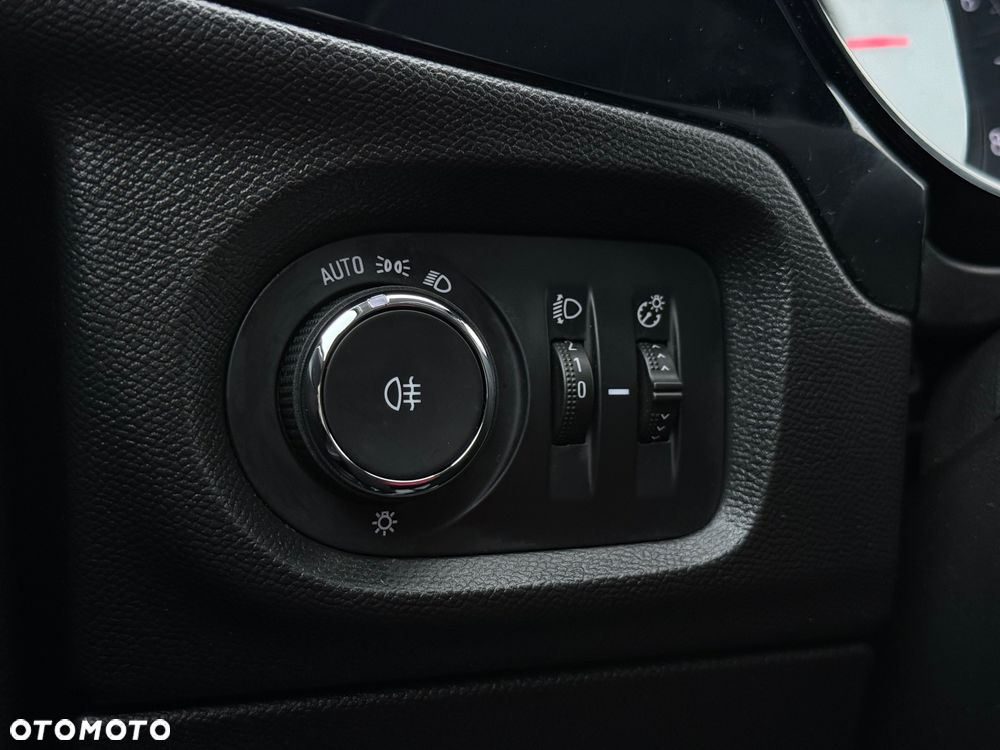 Opel Corsa 1.2 Start/Stop Elegance - 15