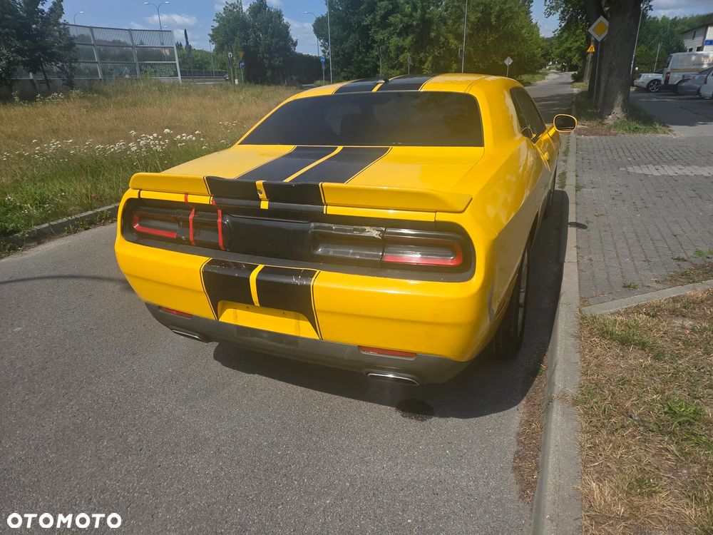 Dodge Challenger 3.6 SXT - 12
