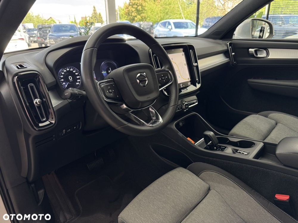 Volvo XC 40 T4 Plug-In Hybrid Core - 8
