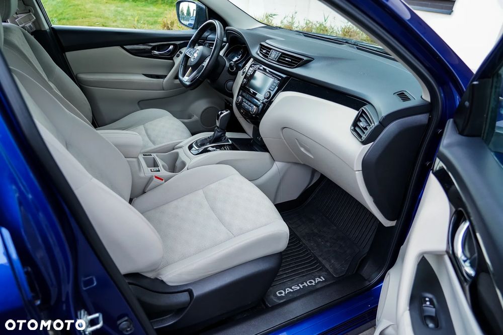 Nissan Qashqai - 10