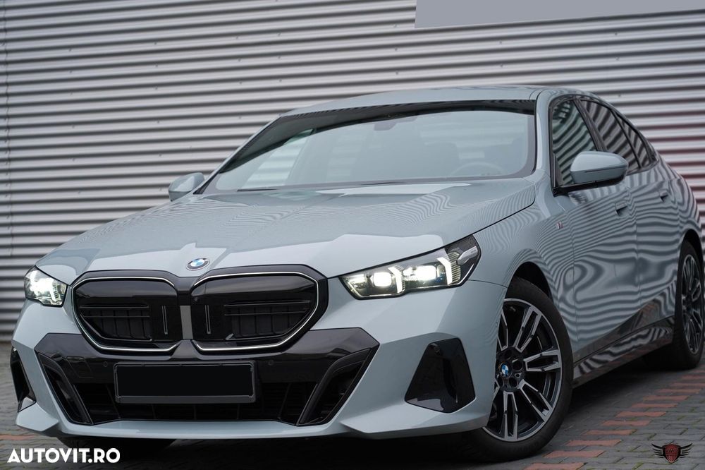BMW Seria 5 520d xDrive Aut. - 1