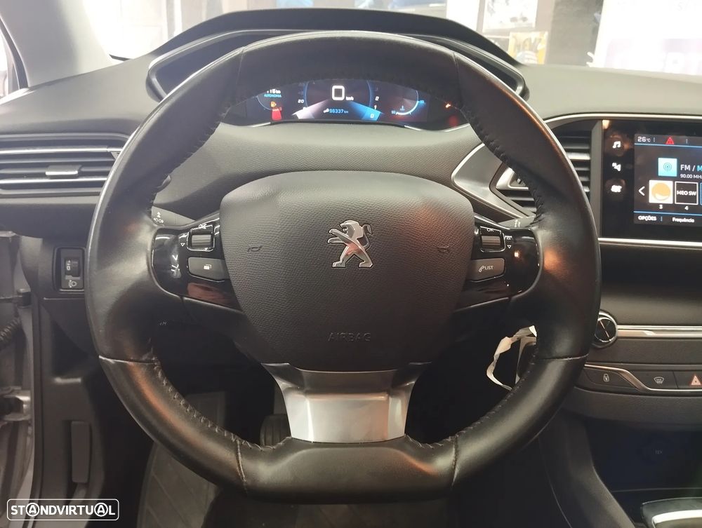 Peugeot 308 1.5 BlueHDi Style - 15