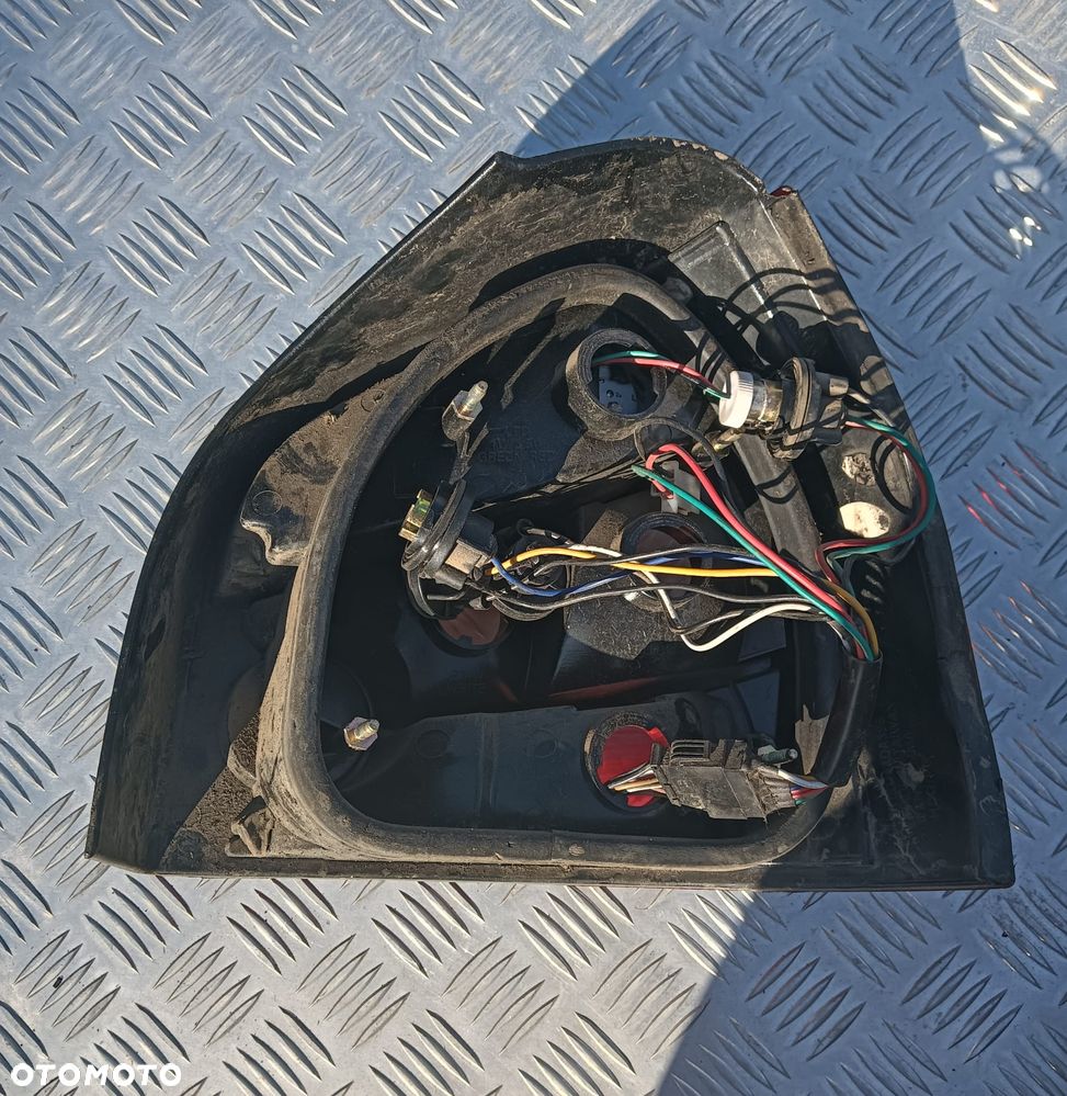 Lampa lewy i prawy tył Audi A3 8L tuning LED - 2