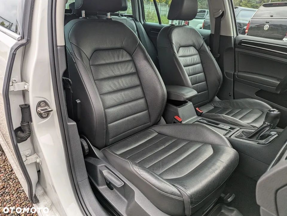 Volkswagen Golf Variant 2.0 TDI 4Motion (BlueMotion Tech) Highline - 26