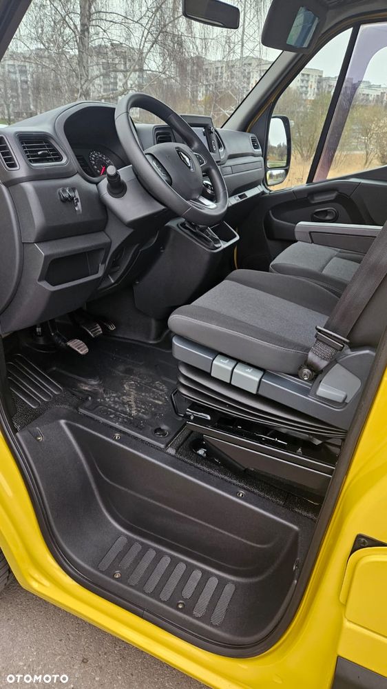 Renault Master - 11