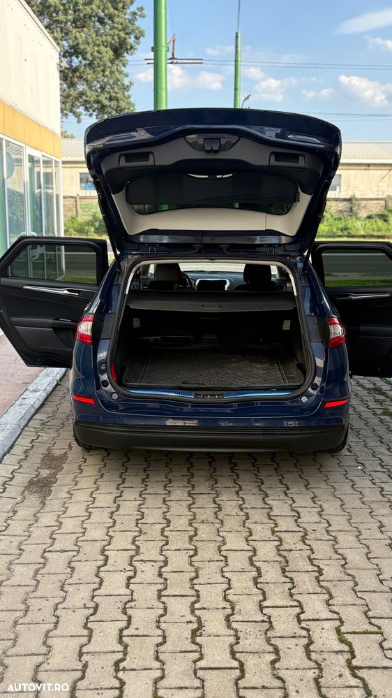 Ford Mondeo 2.0 TDCi Powershift Business - 7