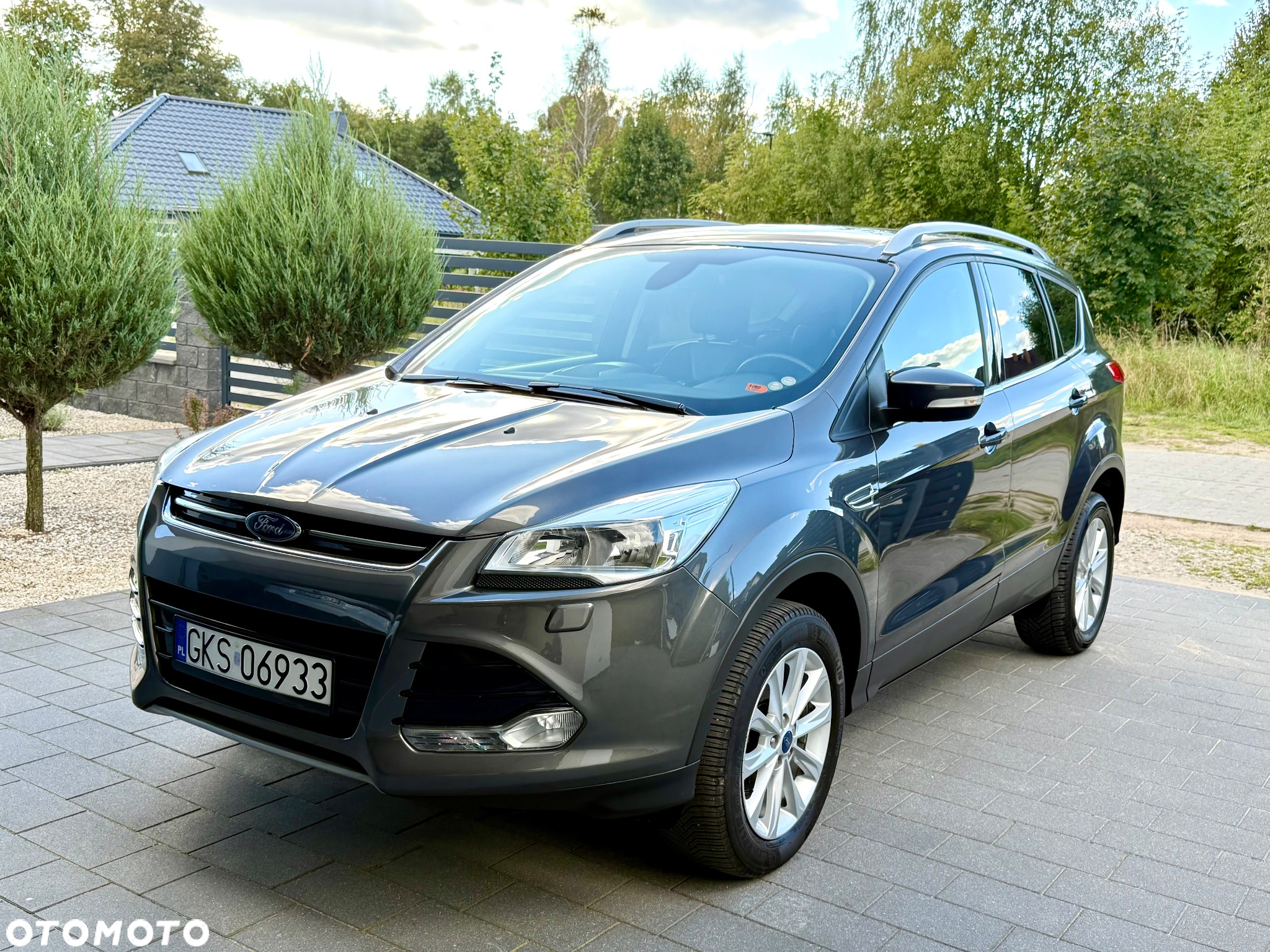 Ford Kuga 1.5 EcoBoost 2x4 Titanium - 32