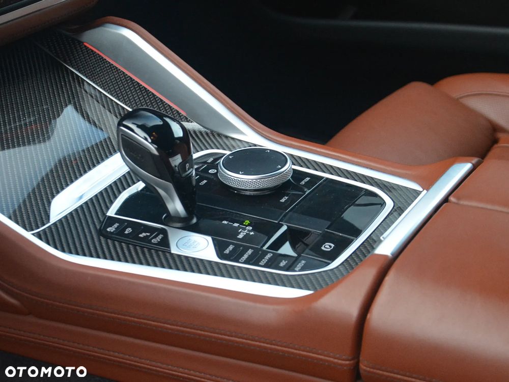 BMW X6 M50i - 7
