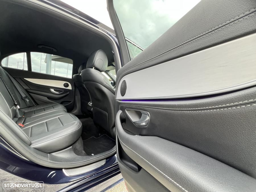 Mercedes-Benz E 300 de AMG Line - 25