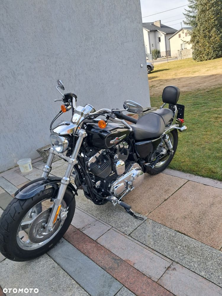 Harley-Davidson Sportster Custom 1200C - 4