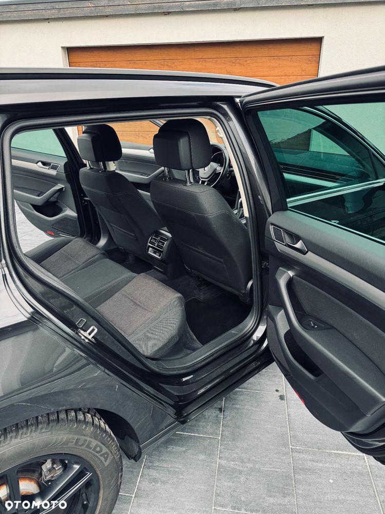 Volkswagen Passat Variant 2.0 TDI DSG (BlueMotion Technology) Comfortline - 9