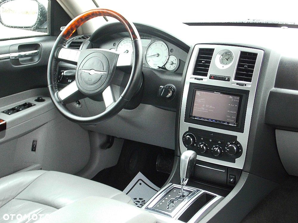 Chrysler 300C 2.7 Automatik - 14