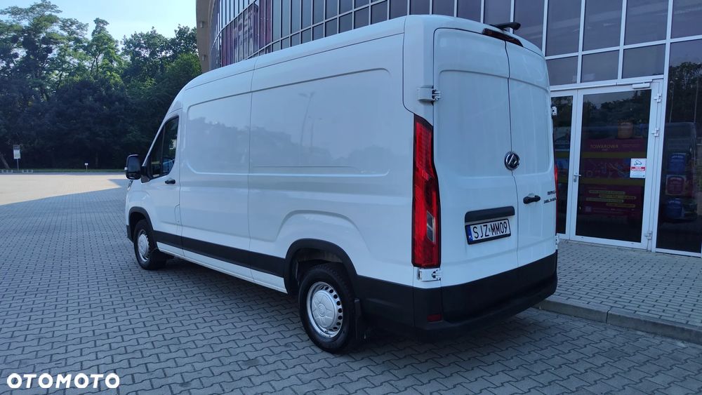 Maxus Deliver 9 - 3