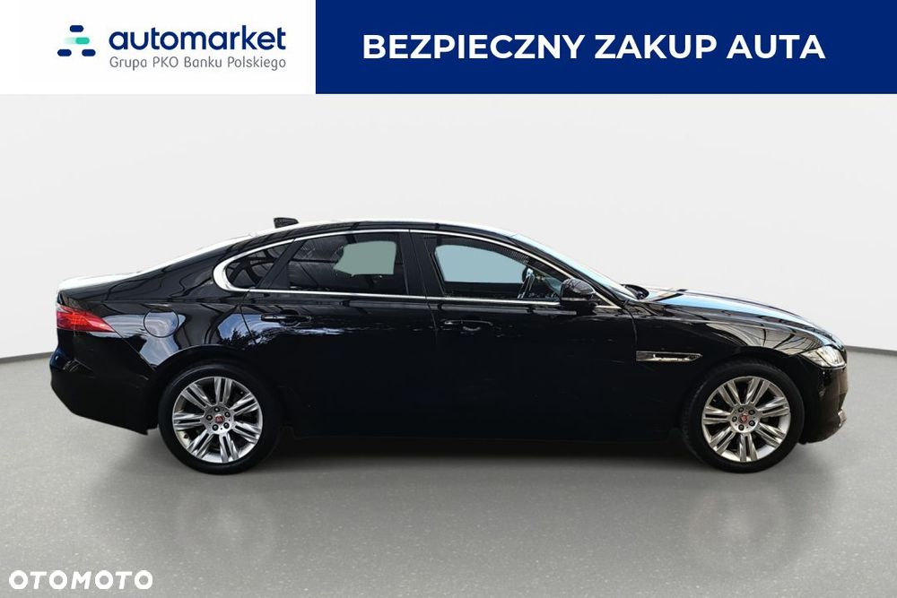 Jaguar XF 2.0 i4D AWD Prestige - 8
