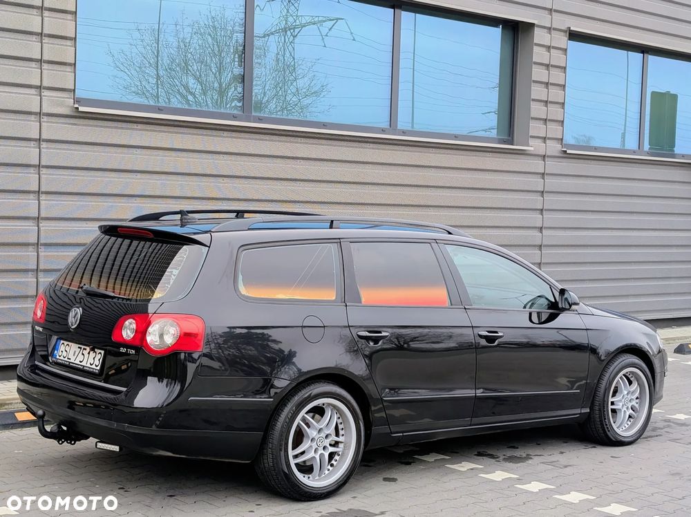 Volkswagen Passat 2.0 TDI Individual Chrom - 2