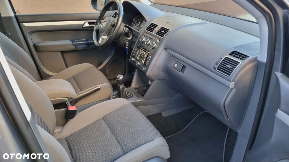 Volkswagen Touran 1.6 TDI DPF BlueMotion Technology Comfortline - 11