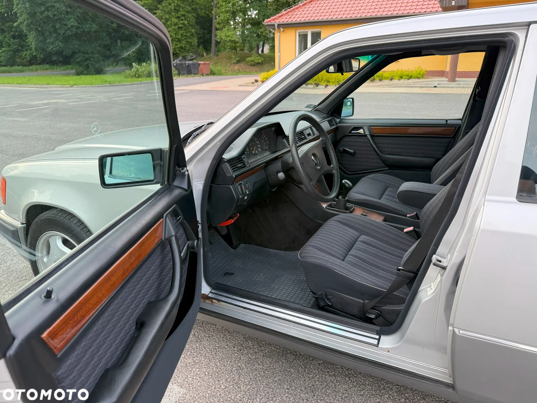 Mercedes-Benz W124 (1984-1993) - 15