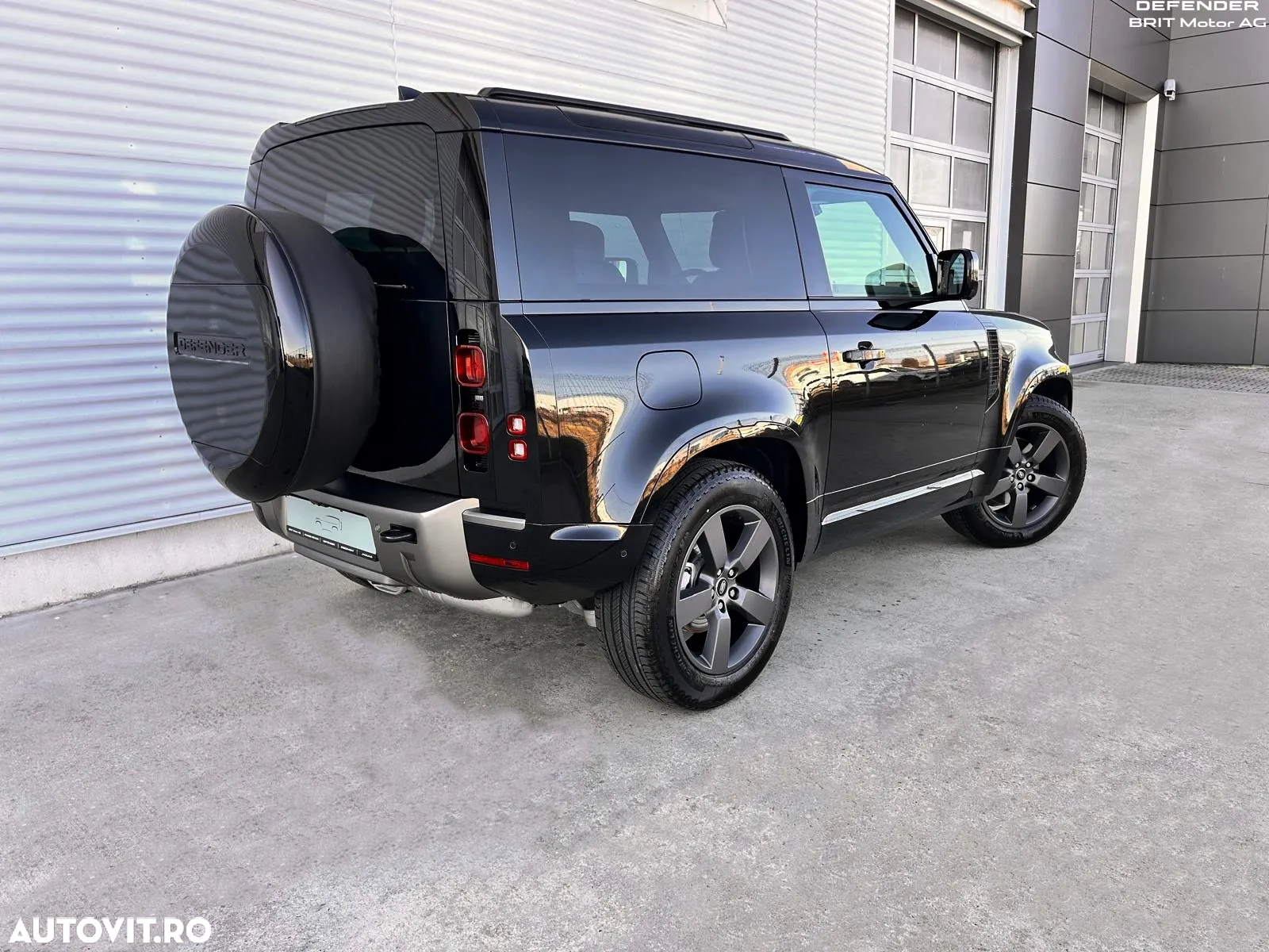 Land Rover Defender 90 3.0D 250 MHEV X-Dynamic SE - 6