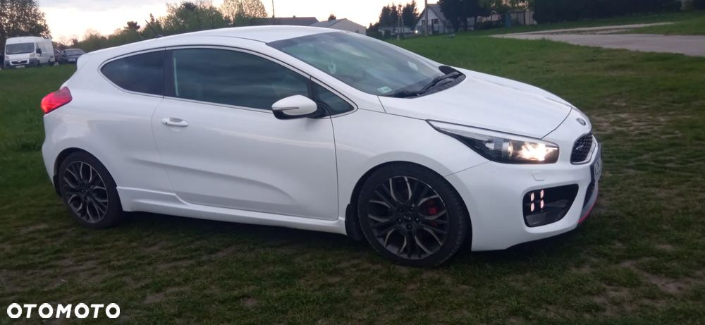 Kia Ceed Cee'd 1.6 T-GDI GT L - 3