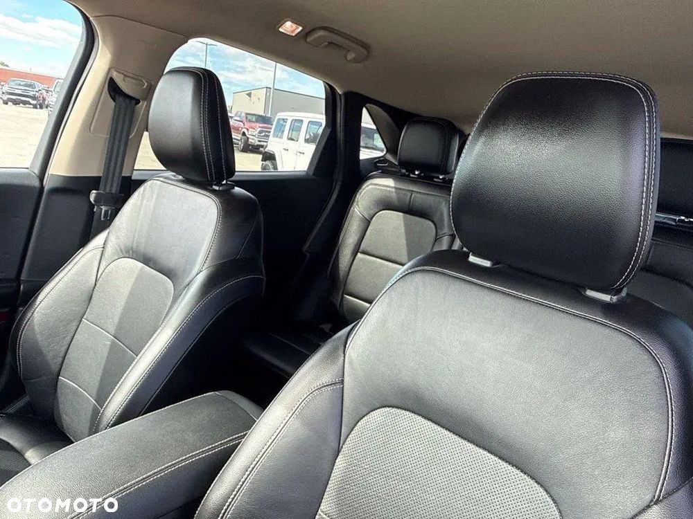 Ford Escape 2.0 EcoBoost AWD Titanium - 10