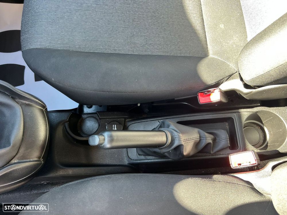 Fiat Doblo 1.6 MJ Easy - 23