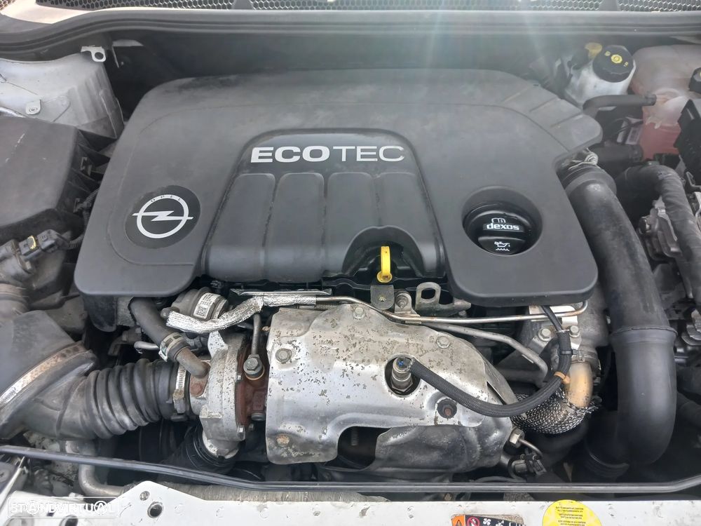 Opel Astra Sports Tourer 1.6 CDTi Executive S/S - 23