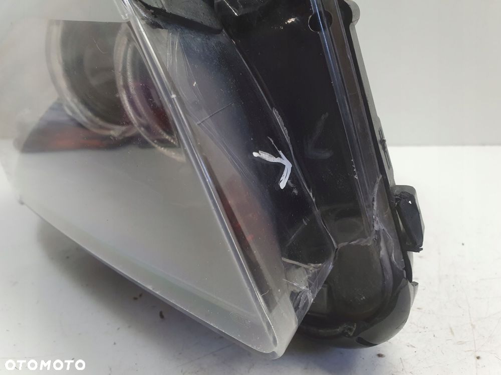 LAMPA PRAWA BMW F10 F11 PRZEDNIA prawy przód BI XENON 7203246 - 7