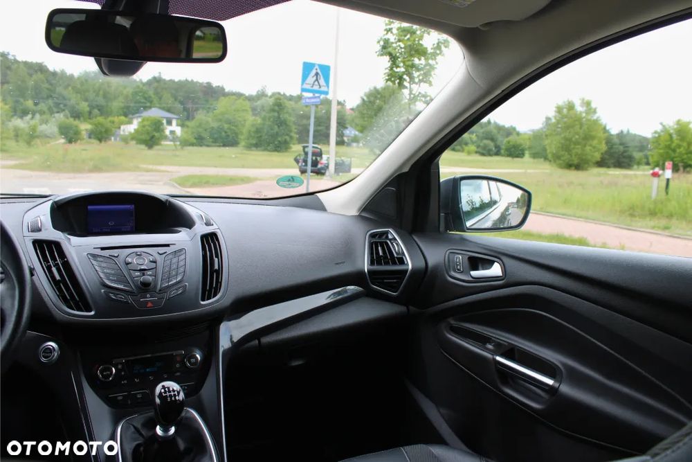 Ford Kuga 2.0 TDCi Titanium - 25