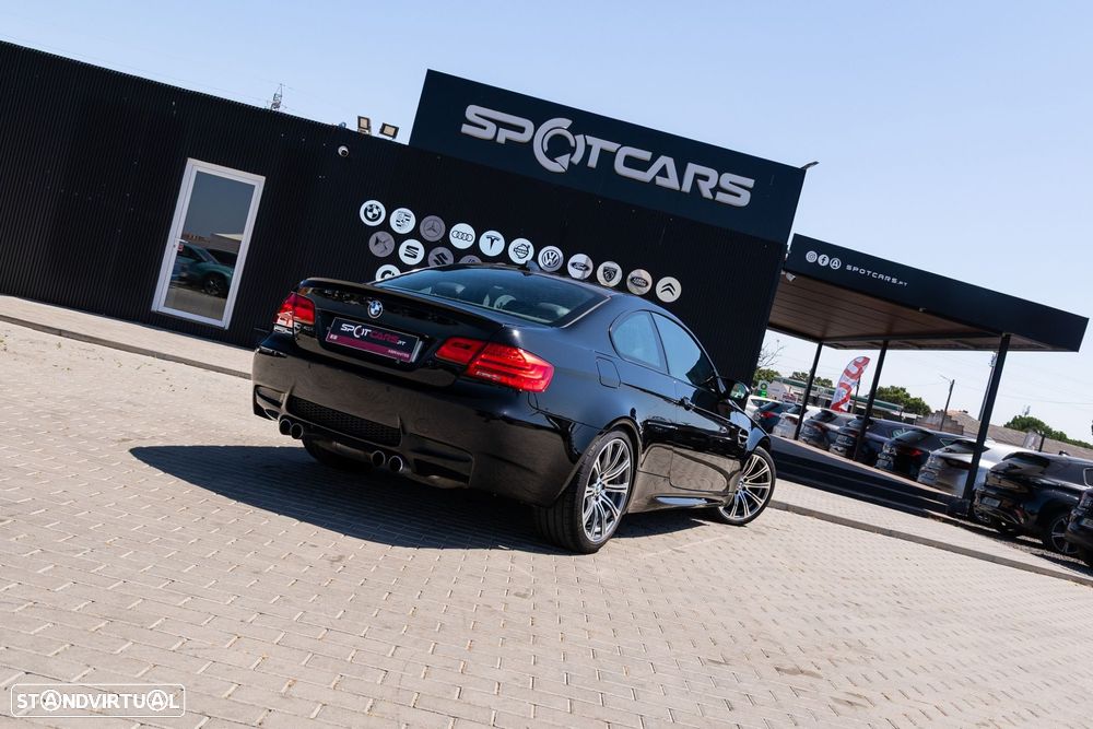 BMW M3 Auto - 9