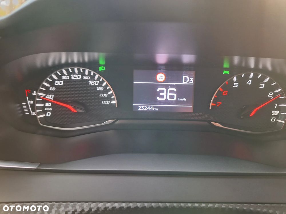 Peugeot 208 1.2 PureTech Active Pack S&S EAT8 - 11