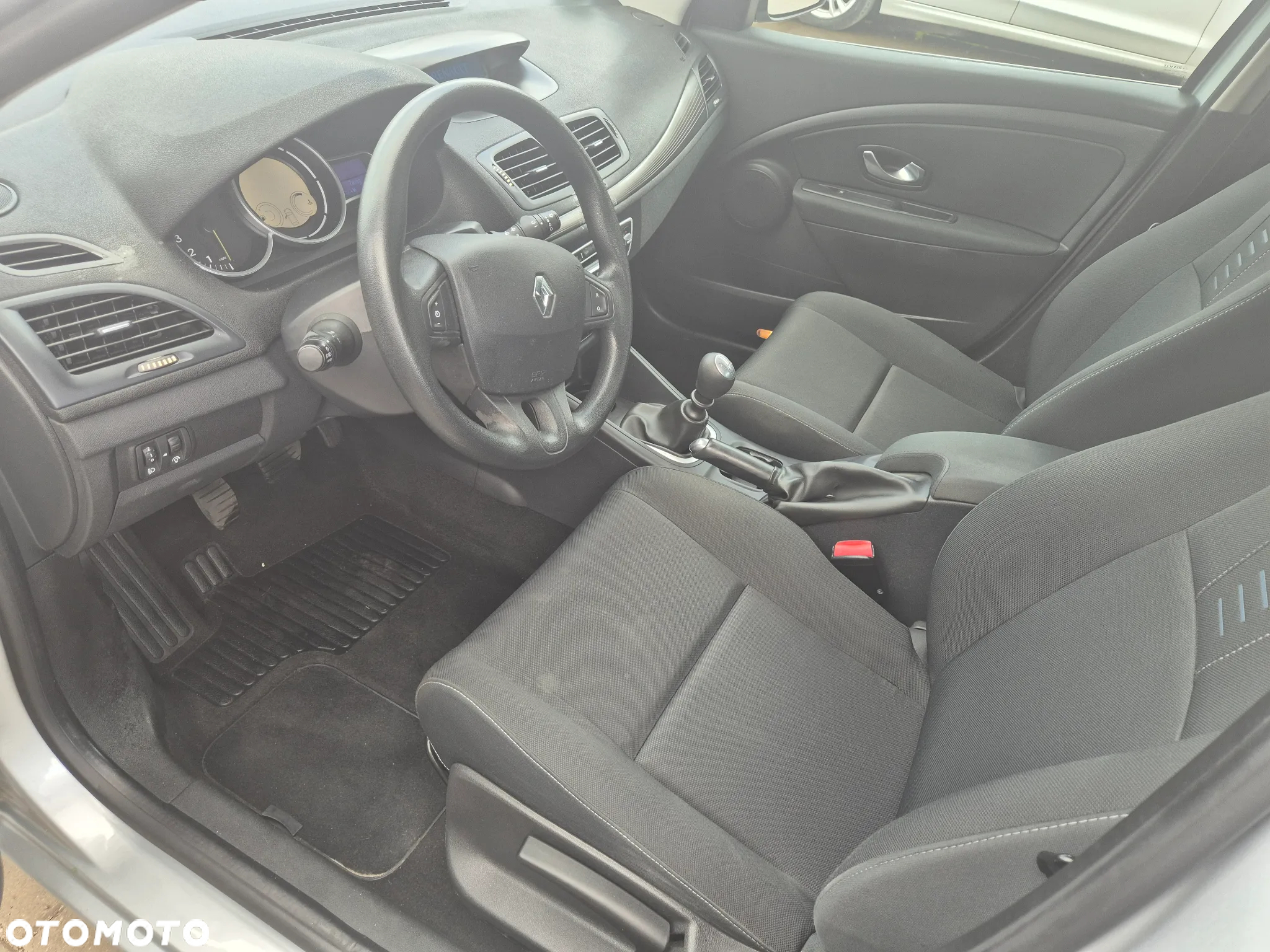 Renault Megane 1.6 16V 110 Expression - 9