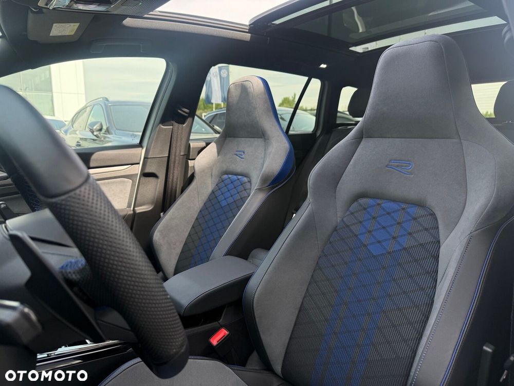 Volkswagen Golf - 13