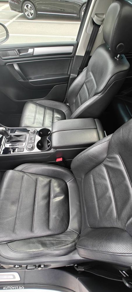 Volkswagen Touareg - 13