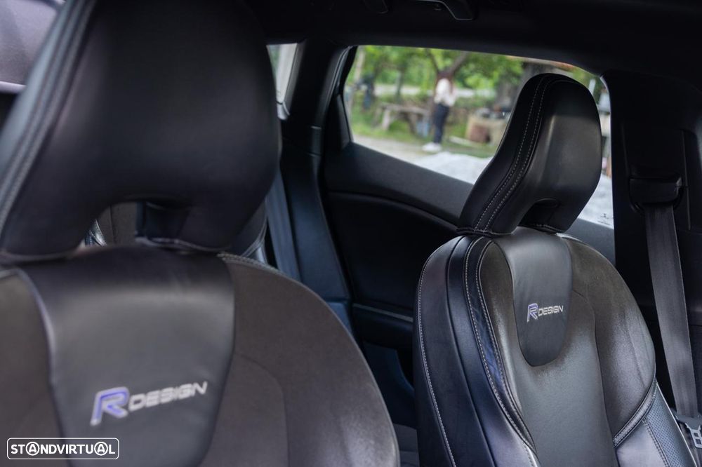 Volvo V40 1.6 D2 R-Design - 4