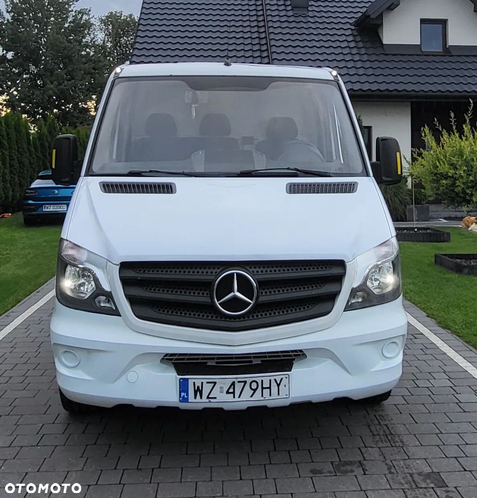Mercedes-Benz Sprinter - 2