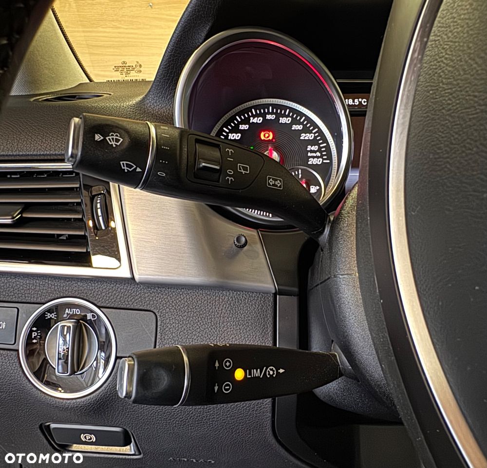 Mercedes-Benz GLE 250 d 4-Matic - 17