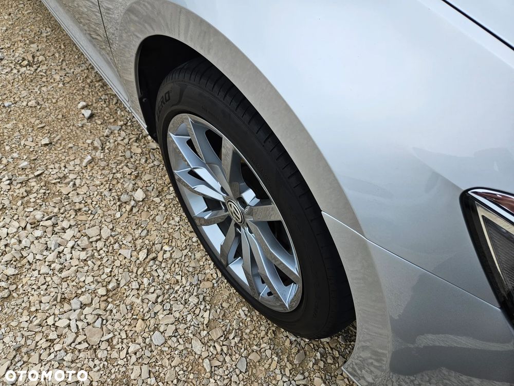 Volkswagen Passat 2.0 TDI BMT Comfortline DSG7 - 9