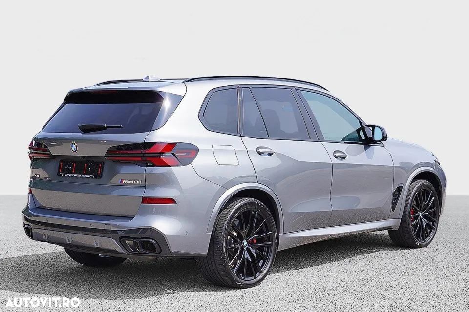 BMW X5 M M60i xDrive - 3