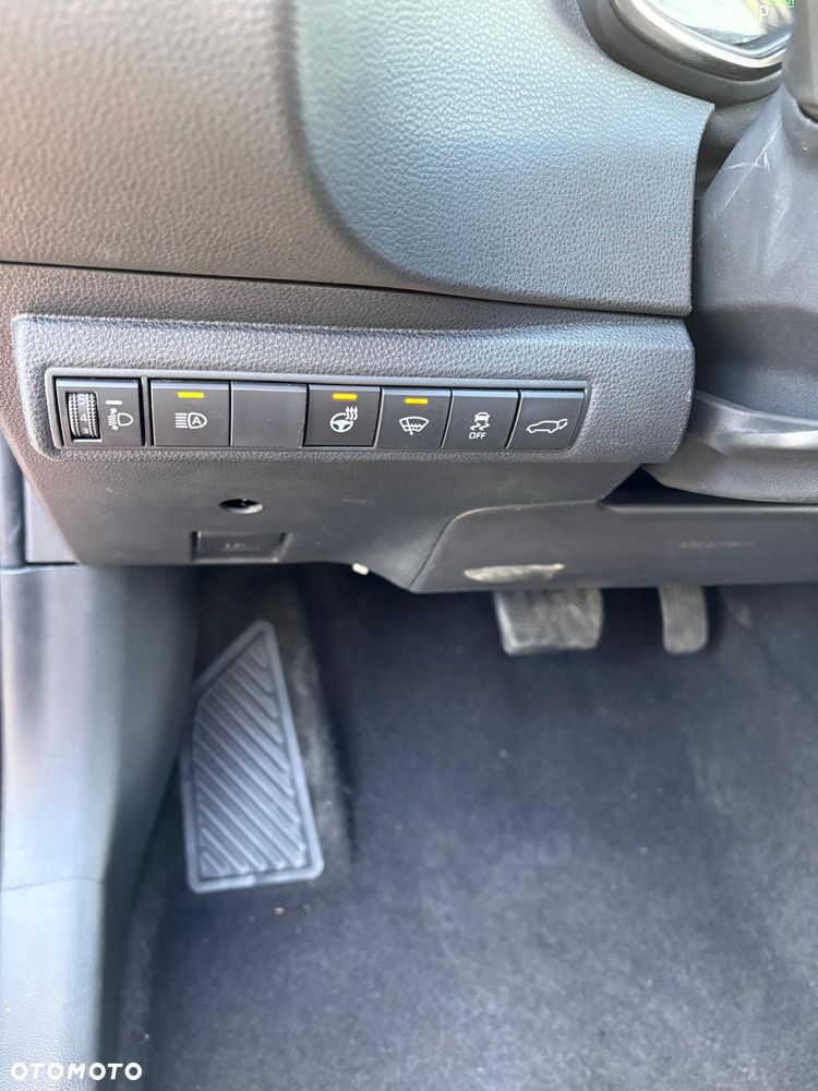 Toyota Corolla 1.8 Hybrid Executive - 12