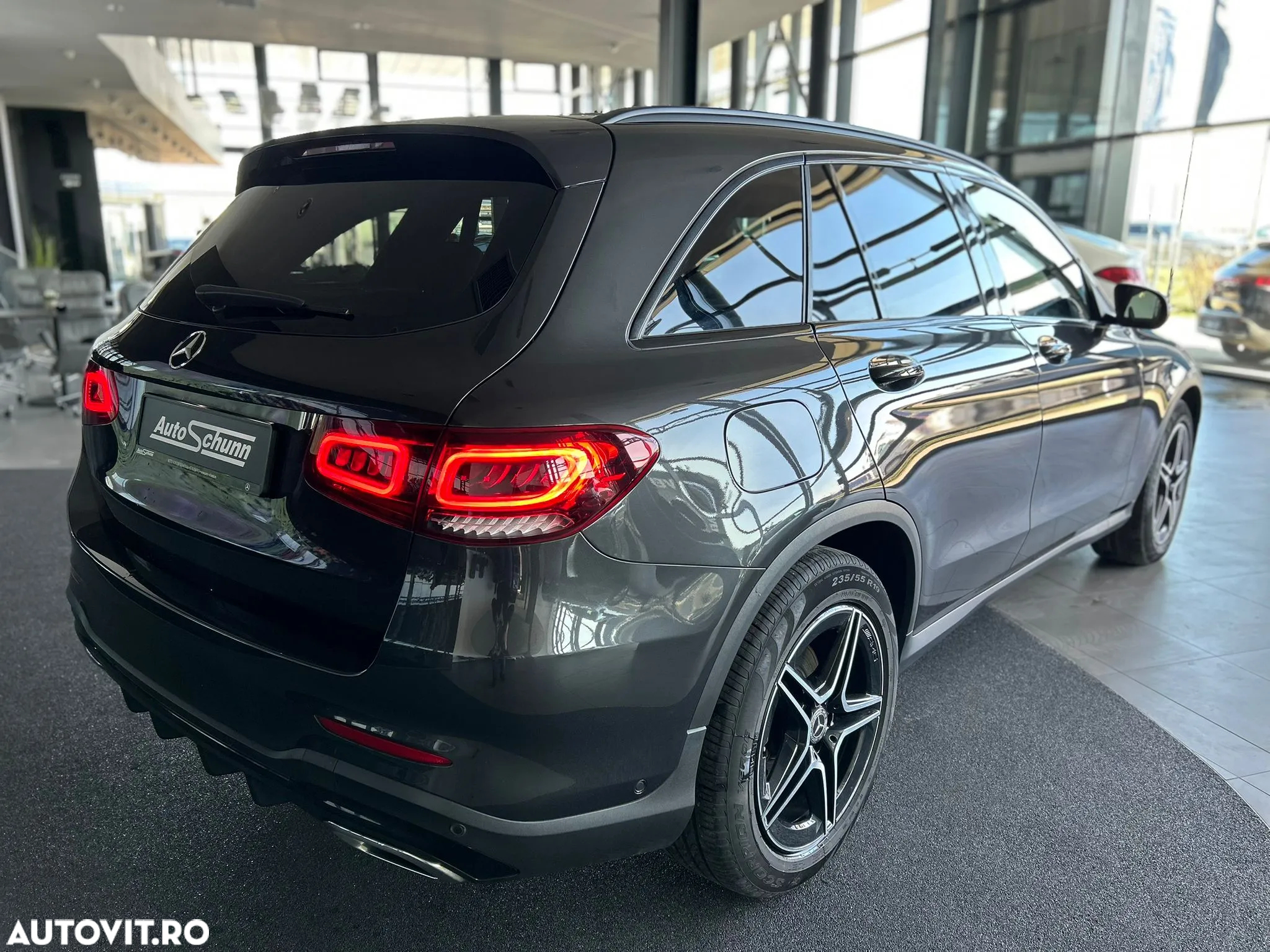 Mercedes-Benz GLC 220 d 4Matic 9G-TRONIC AMG Line - 6