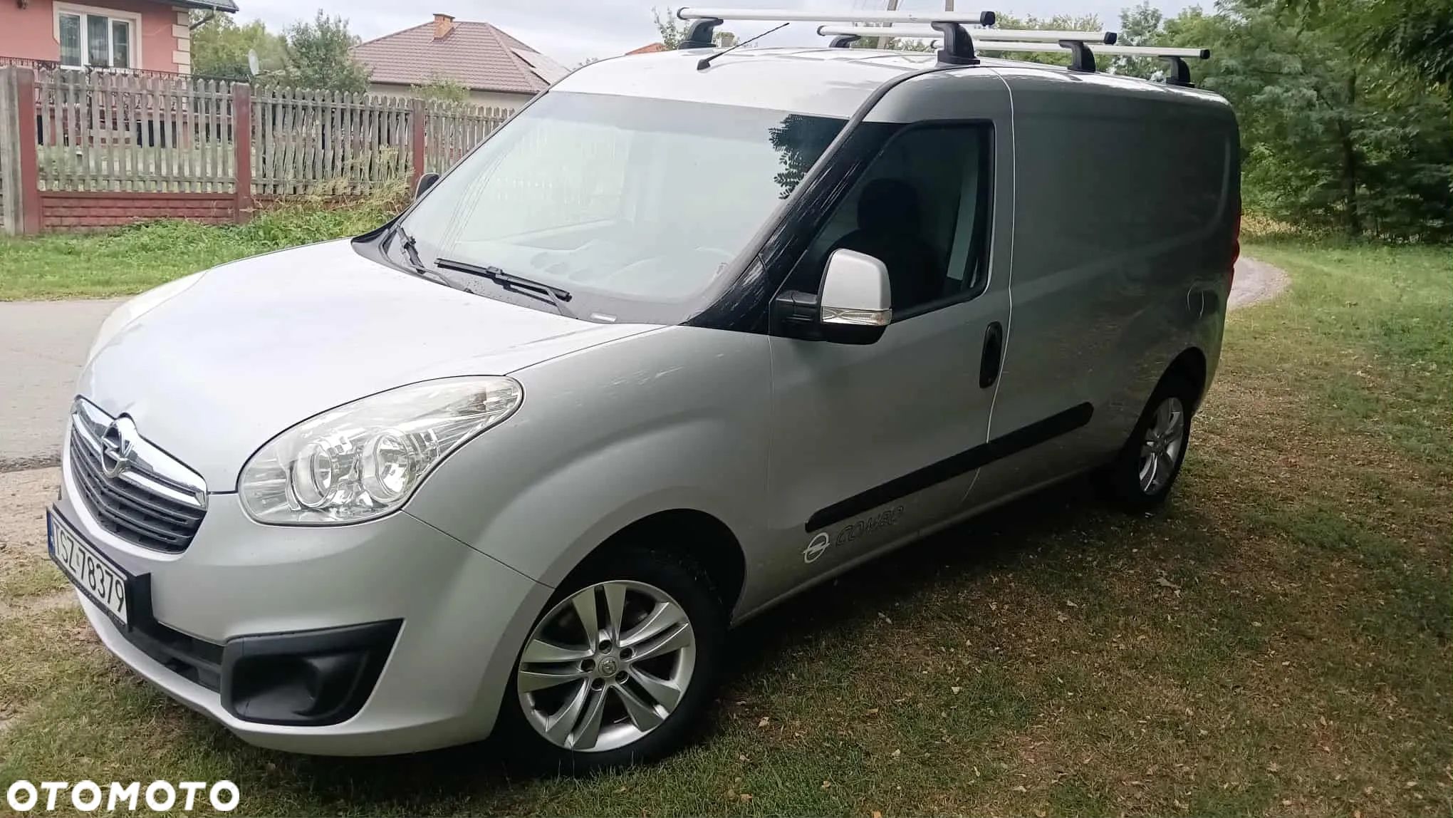 Opel COMBO - 1