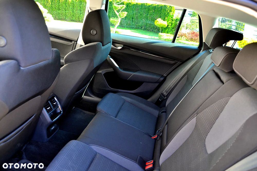 Skoda Octavia 1.5 TSI Selection - 14