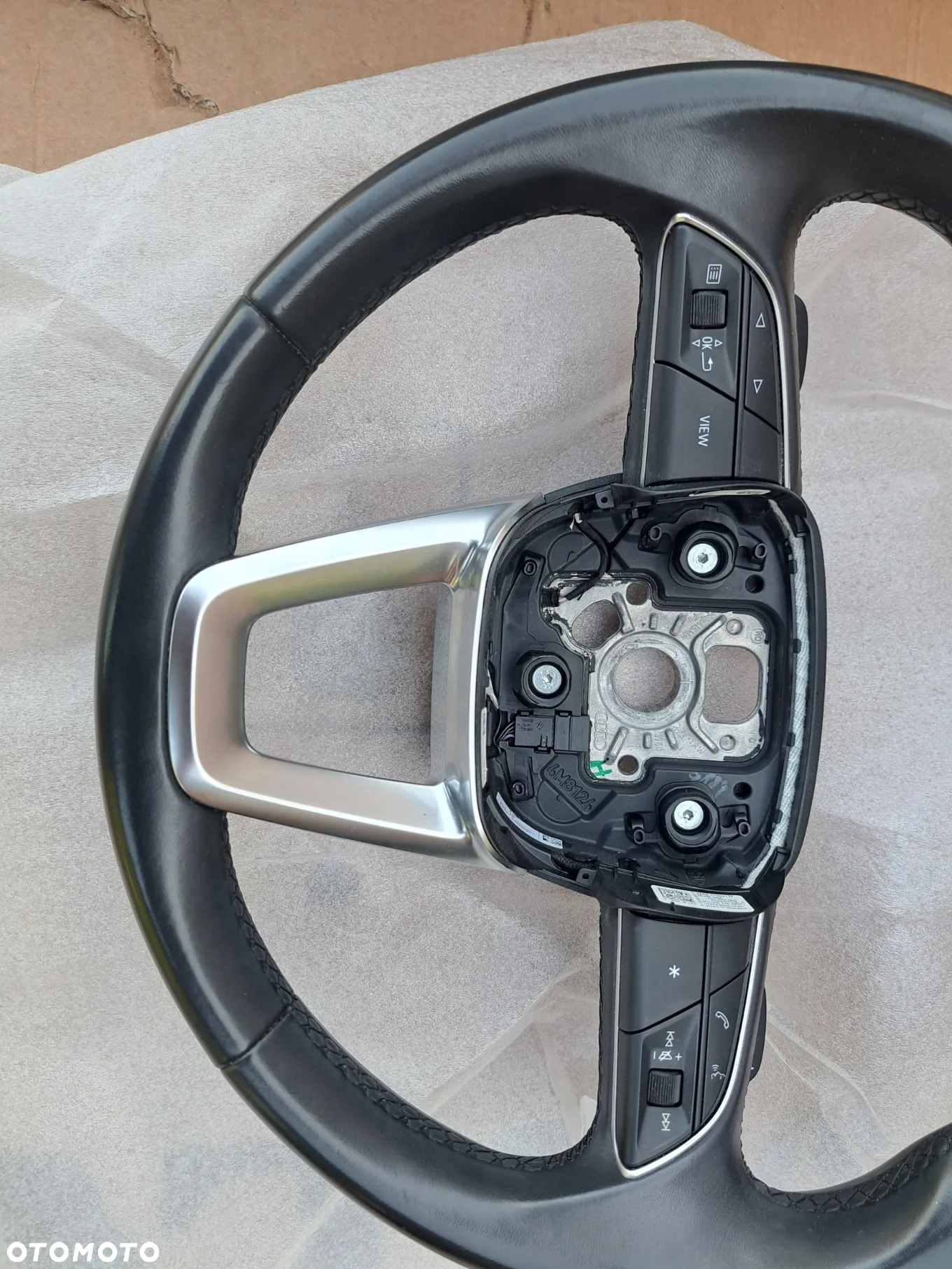 Kierownica wielofunkcyjna Audi A4 B9 A5 F5 Q5 FY Q7 II Q8 Łopatki 4M8419091AJ MJM 4M8419508A 4M8419091N MJM - 3